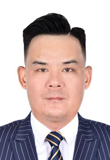 副總經(jīng)理&營(yíng)銷(xiāo)中心總監：吳神飛