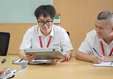 文軒熱能擁有經(jīng)驗豐富的管理團隊